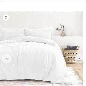 Elegant White Duvet Cover Set